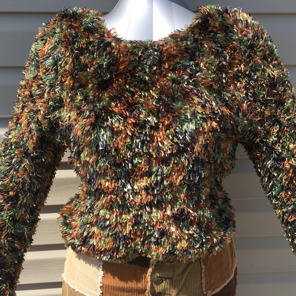 Sweaters - Unique Fluffy Multicolor Sweater - Size Medium